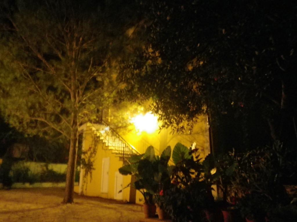קרי Villa Theodora מראה חיצוני תמונה