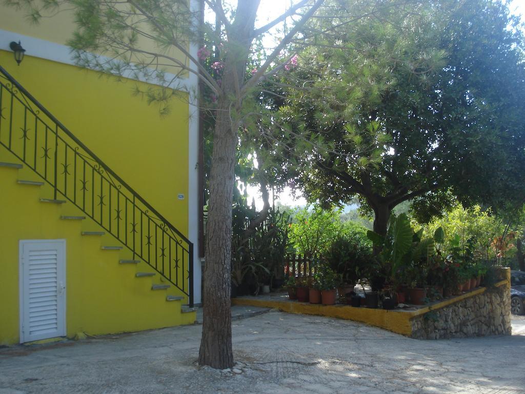 קרי Villa Theodora מראה חיצוני תמונה